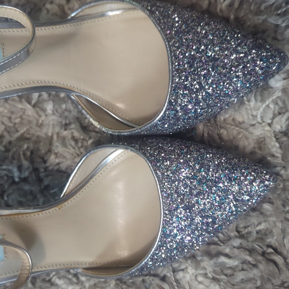 Betsey Johnson 7w wedding sparkle heel with strap silver blue bottom - Picture 10 of 11